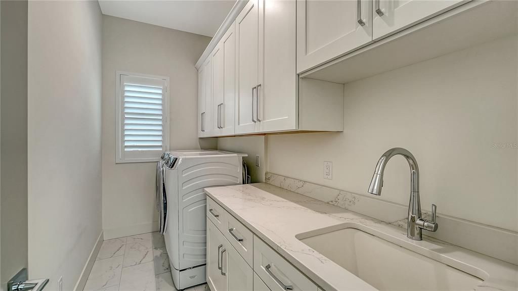 На продажу: $3,100,000 (4 спален, 3 ванн, 2754 Квадратных фут)