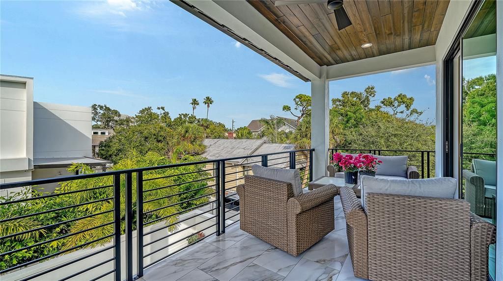 На продажу: $3,100,000 (4 спален, 3 ванн, 2754 Квадратных фут)