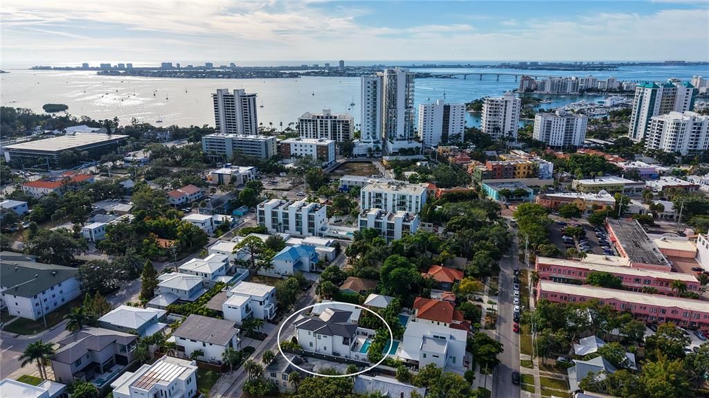 На продажу: $3,100,000 (4 спален, 3 ванн, 2754 Квадратных фут)