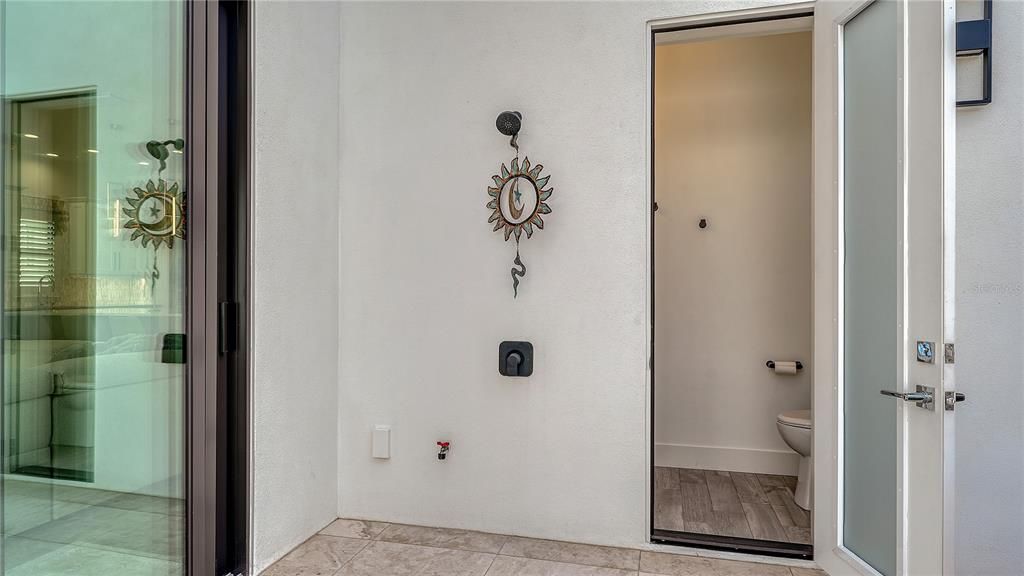 На продажу: $3,100,000 (4 спален, 3 ванн, 2754 Квадратных фут)