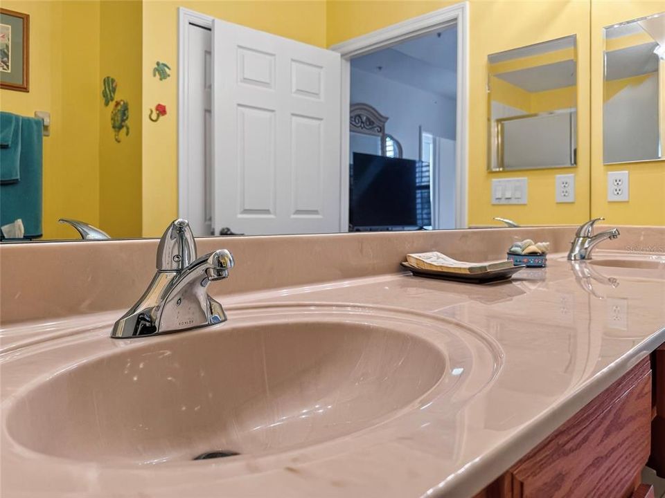 En Venta: $510,000 (2 camas, 2 baños, 1406 Pies cuadrados)