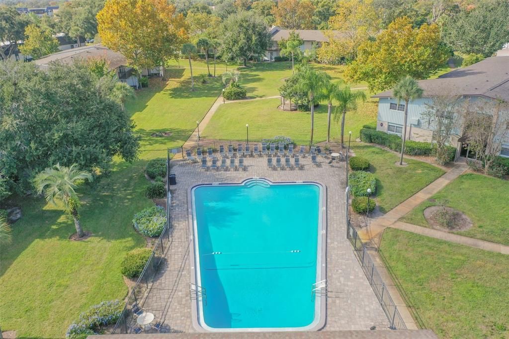 For Sale: $144,990 (2 beds, 1 baths, 881 Square Feet)