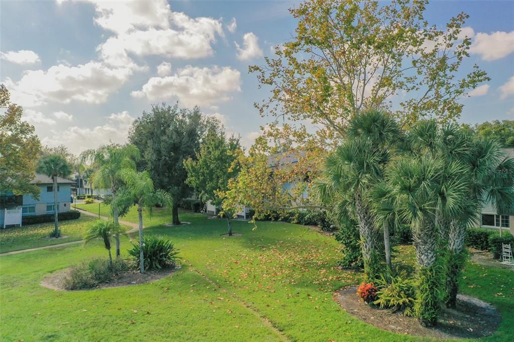 For Sale: $144,990 (2 beds, 1 baths, 881 Square Feet)