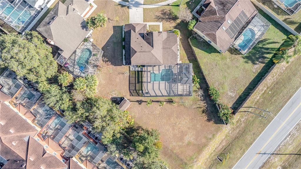 Под контрактом: $545,000 (4 спален, 2 ванн, 2436 Квадратных фут)