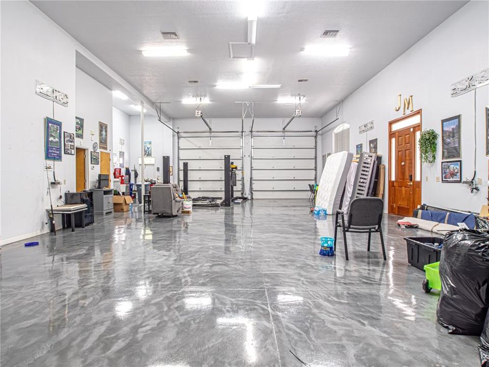 For Rent: $6,000 (4 beds, 4 baths, 3316 Square Feet)