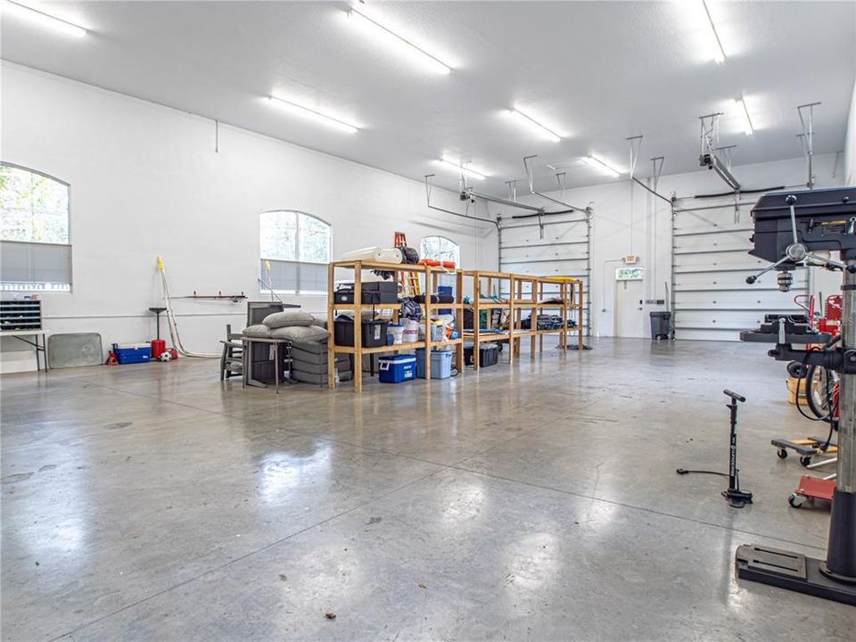 For Rent: $6,000 (4 beds, 4 baths, 3316 Square Feet)