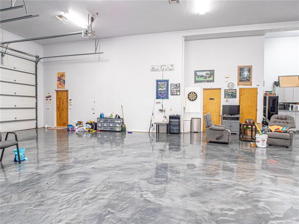 For Rent: $6,000 (4 beds, 4 baths, 3316 Square Feet)