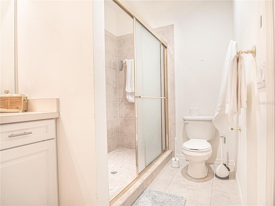 For Rent: $6,000 (4 beds, 4 baths, 3316 Square Feet)