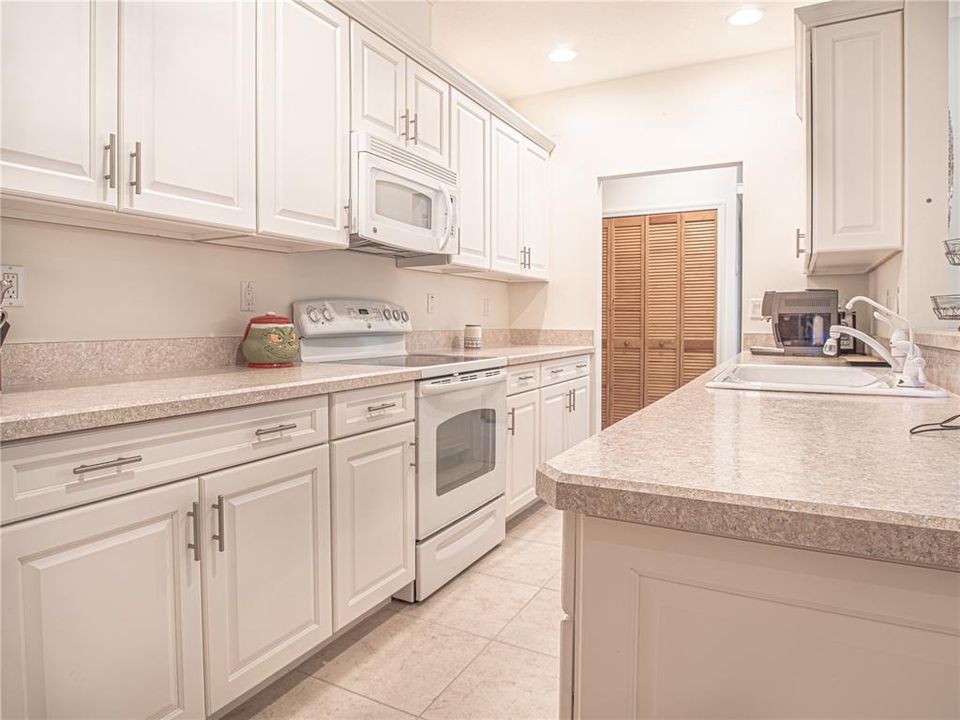 For Rent: $6,000 (4 beds, 4 baths, 3316 Square Feet)