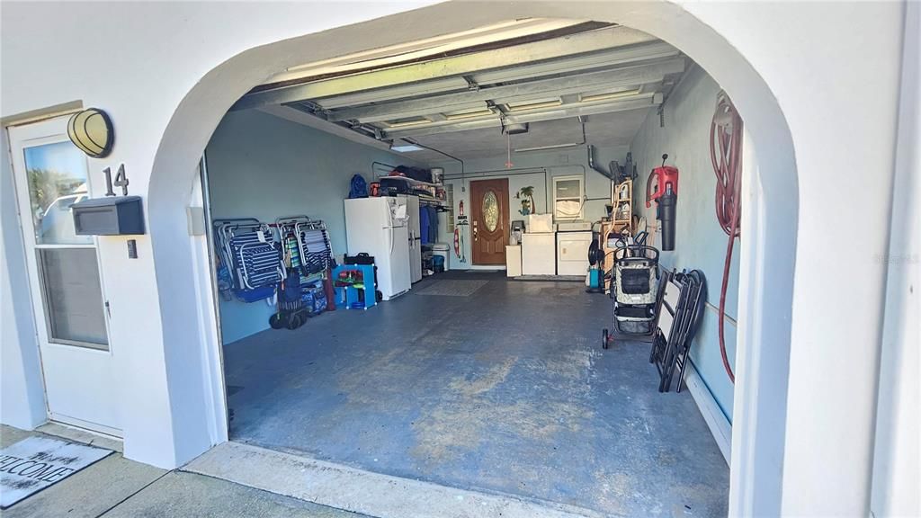 For Sale: $249,000 (2 beds, 2 baths, 1216 Square Feet)