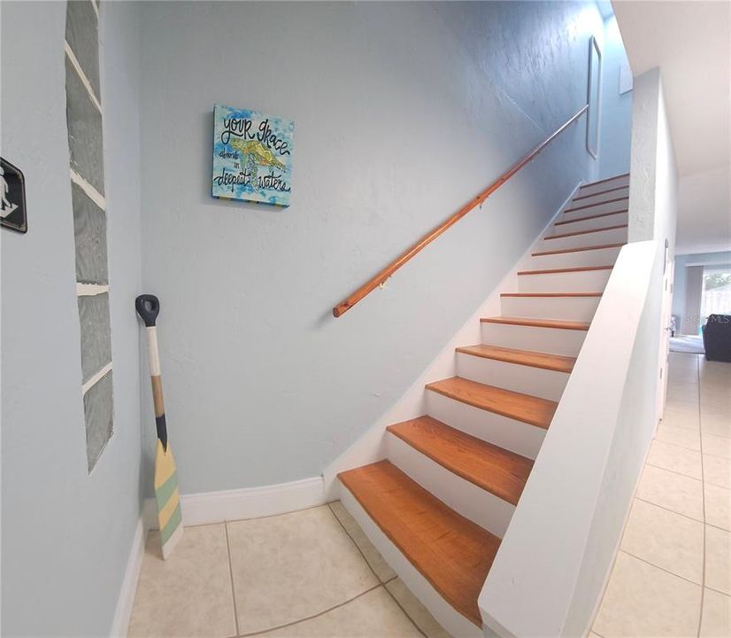 待售: $279,900 (2 贝兹, 2 浴室, 1216 平方英尺)