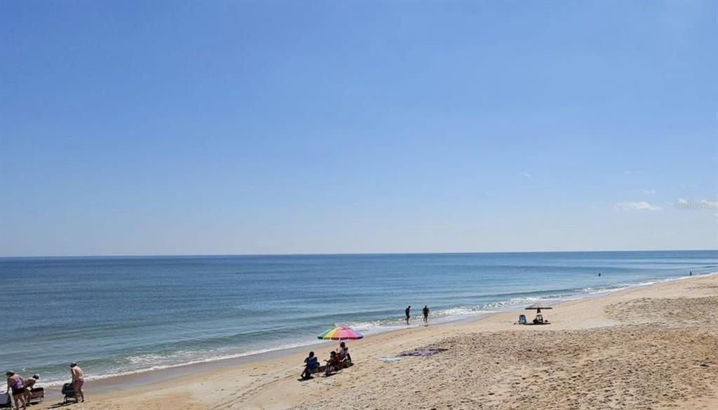 待售: $279,900 (2 贝兹, 2 浴室, 1216 平方英尺)