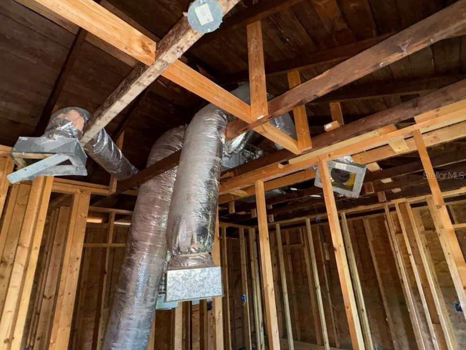 For Sale: $125,000 (4 beds, 2 baths, 1312 Square Feet)