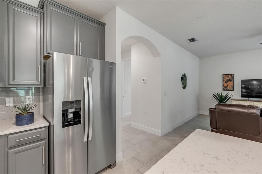 На продажу: $485,000 (4 спален, 3 ванн, 2115 Квадратных фут)