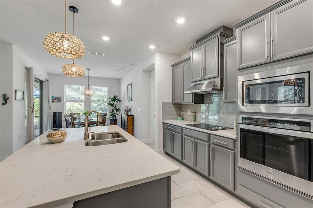 На продажу: $485,000 (4 спален, 3 ванн, 2115 Квадратных фут)