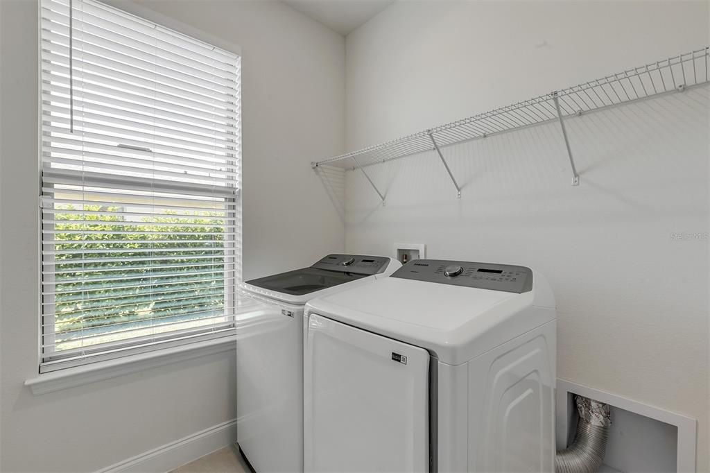 На продажу: $485,000 (4 спален, 3 ванн, 2115 Квадратных фут)