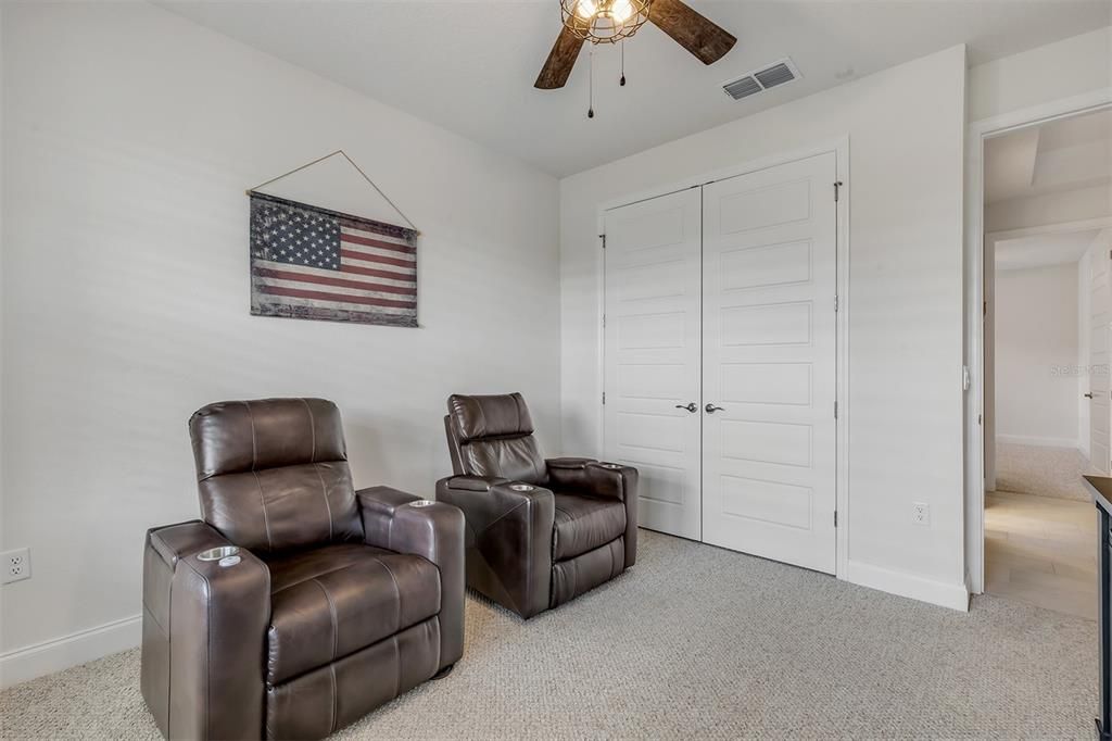 На продажу: $485,000 (4 спален, 3 ванн, 2115 Квадратных фут)