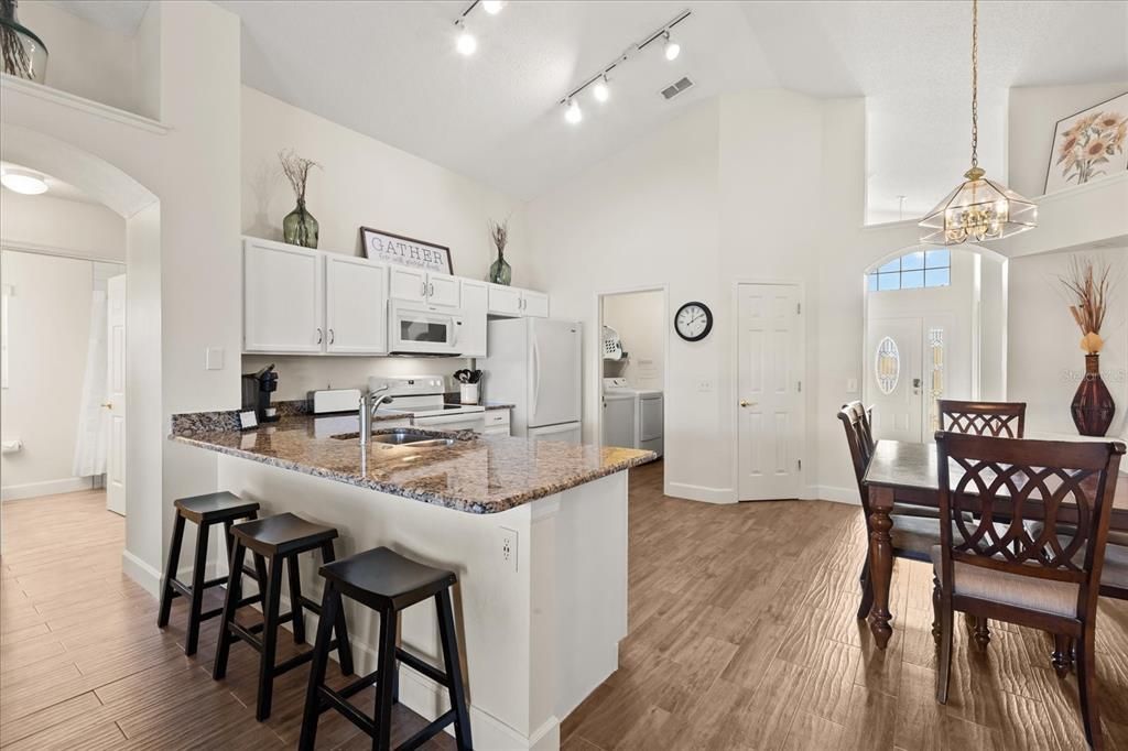 For Sale: $445,000 (4 beds, 3 baths, 1662 Square Feet)