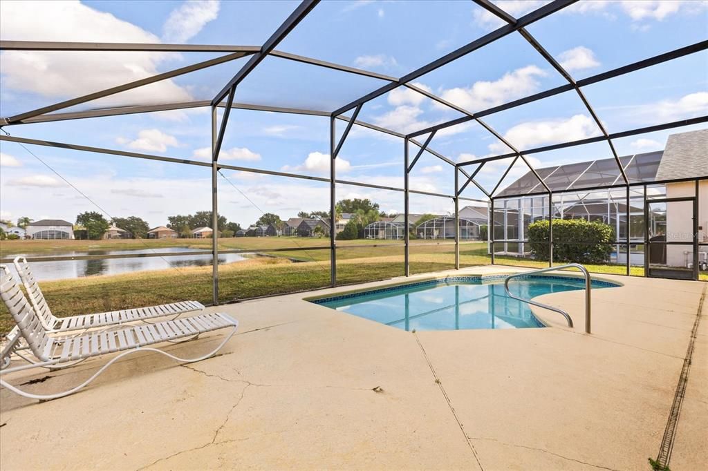 For Sale: $445,000 (4 beds, 3 baths, 1662 Square Feet)