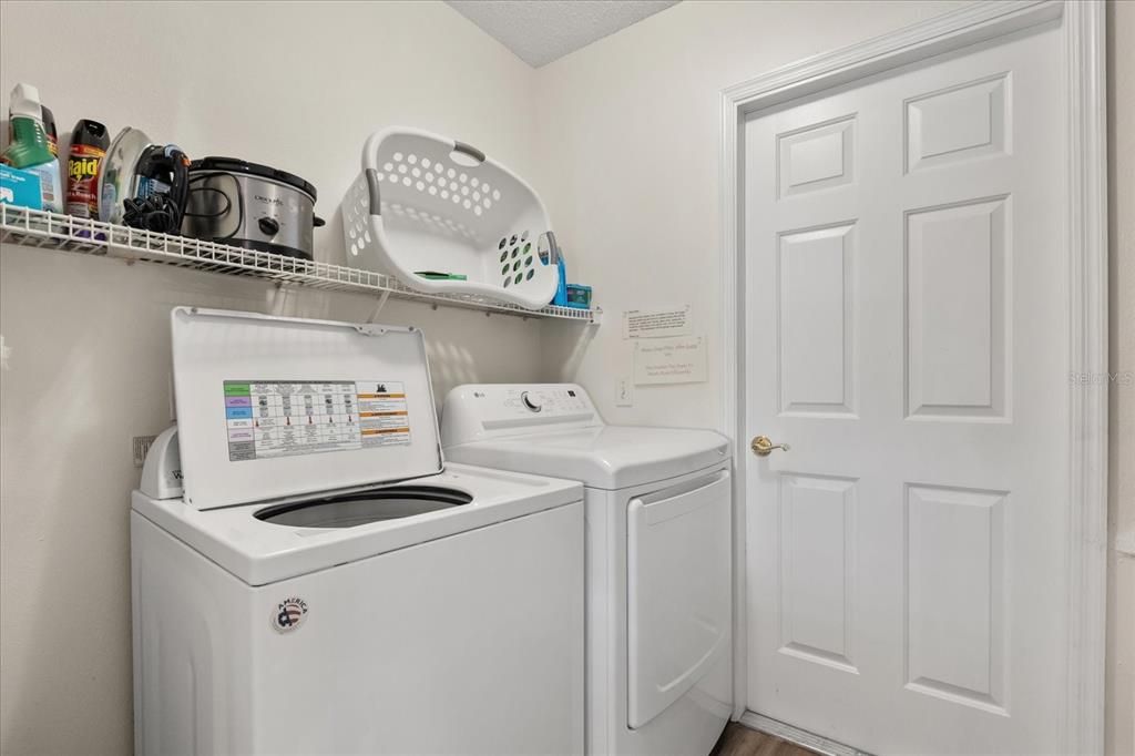 For Sale: $445,000 (4 beds, 3 baths, 1662 Square Feet)