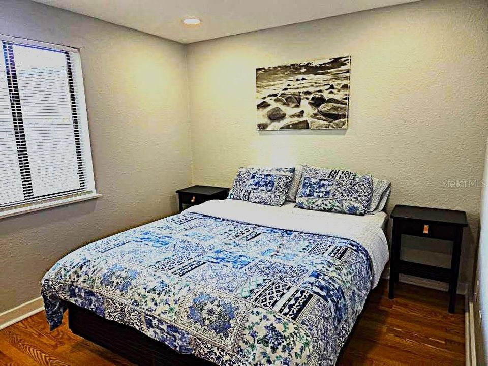 For Rent: $3,000 (3 beds, 1 baths, 1300 Square Feet)