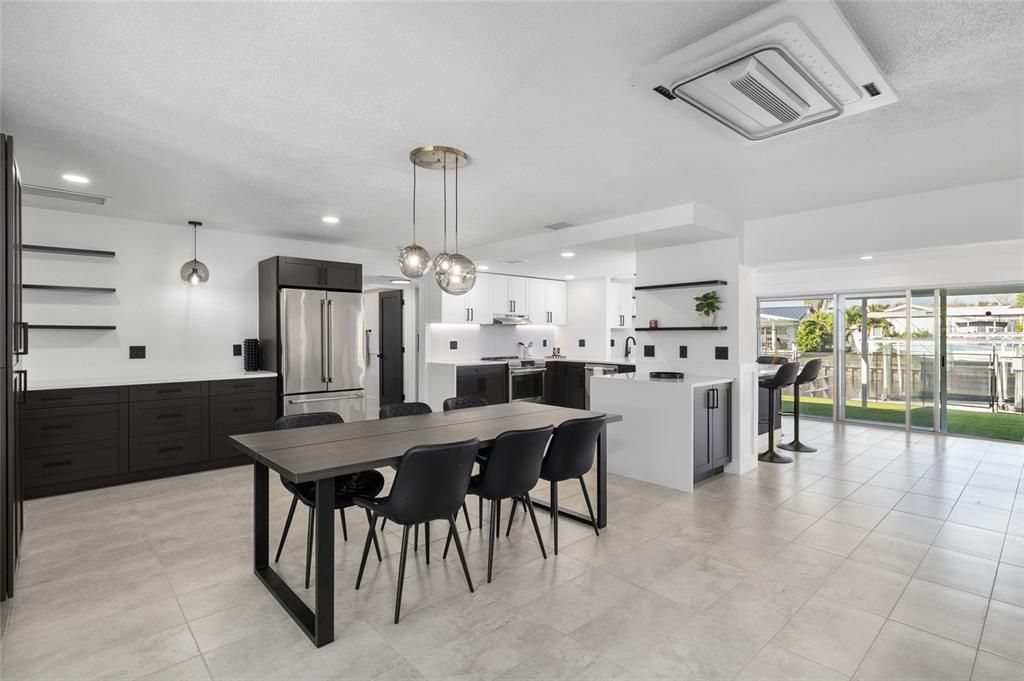 For Sale: $1,065,000 (3 beds, 2 baths, 2043 Square Feet)