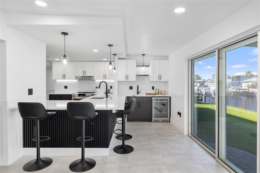 For Sale: $1,065,000 (3 beds, 2 baths, 2043 Square Feet)