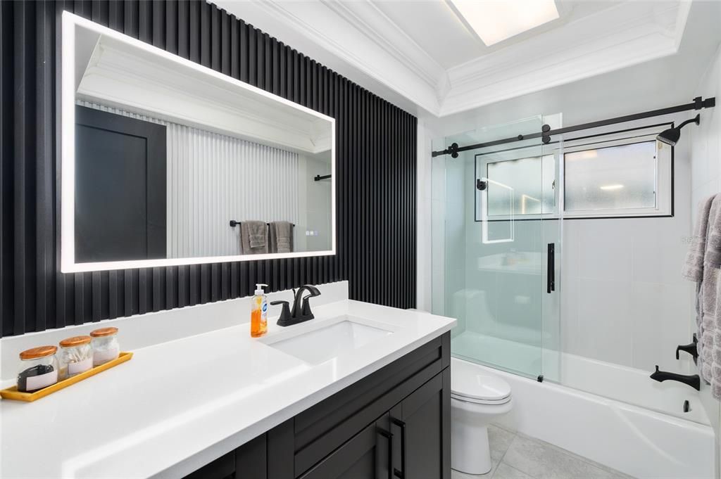 For Sale: $1,065,000 (3 beds, 2 baths, 2043 Square Feet)