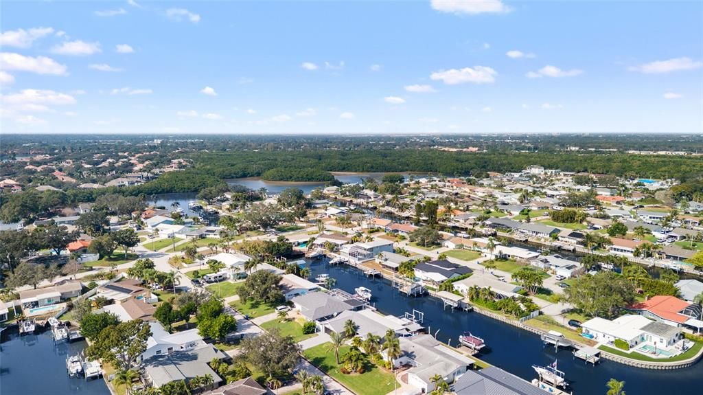 For Sale: $1,065,000 (3 beds, 2 baths, 2043 Square Feet)