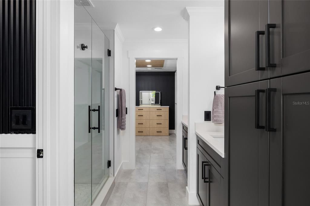 For Sale: $1,065,000 (3 beds, 2 baths, 2043 Square Feet)