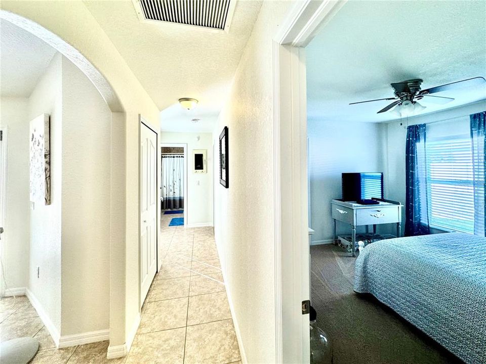 На продажу: $484,500 (4 спален, 3 ванн, 2363 Квадратных фут)