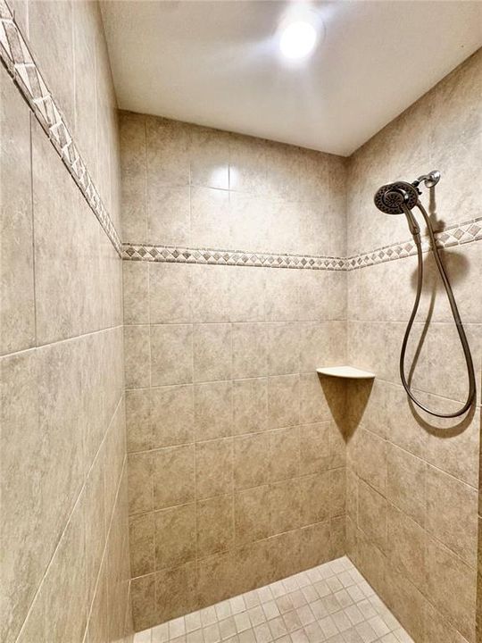 На продажу: $484,500 (4 спален, 3 ванн, 2363 Квадратных фут)