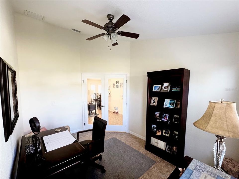 На продажу: $484,500 (4 спален, 3 ванн, 2363 Квадратных фут)