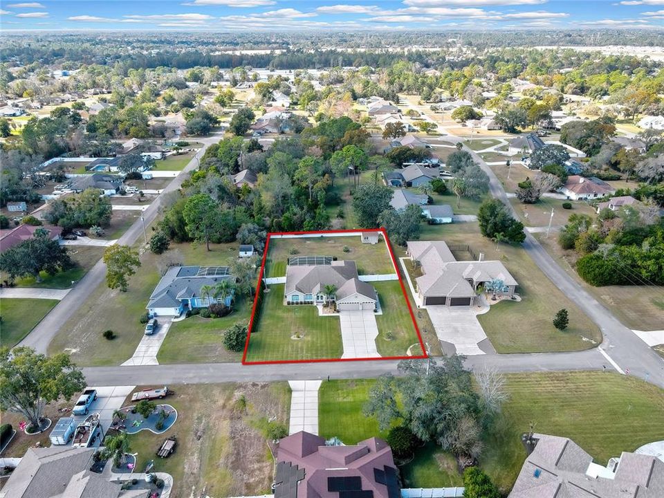 Activo con contrato: $484,500 (4 camas, 3 baños, 2363 Pies cuadrados)