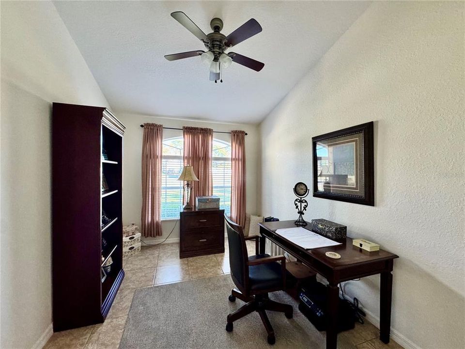 На продажу: $484,500 (4 спален, 3 ванн, 2363 Квадратных фут)