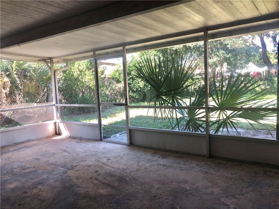 For Rent: $2,250 (3 beds, 2 baths, 1679 Square Feet)