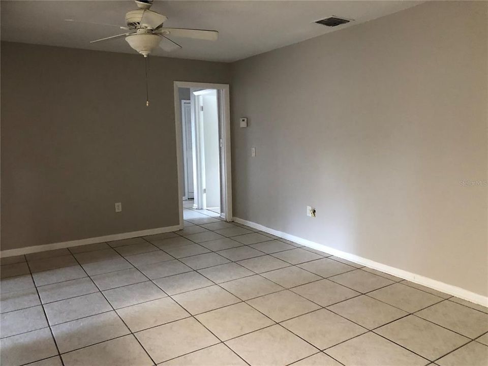 For Rent: $2,250 (3 beds, 2 baths, 1679 Square Feet)