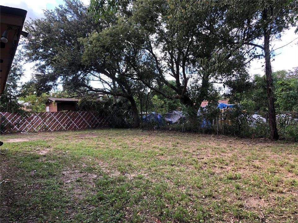 For Rent: $2,250 (3 beds, 2 baths, 1679 Square Feet)