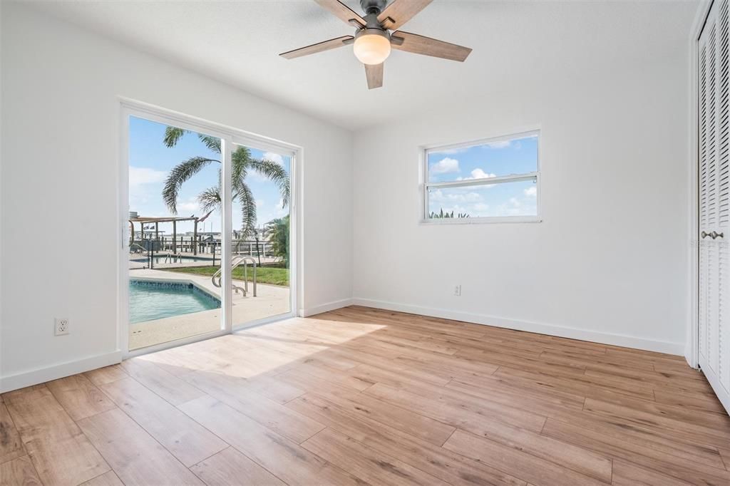 For Sale: $1,200,000 (4 beds, 3 baths, 1883 Square Feet)