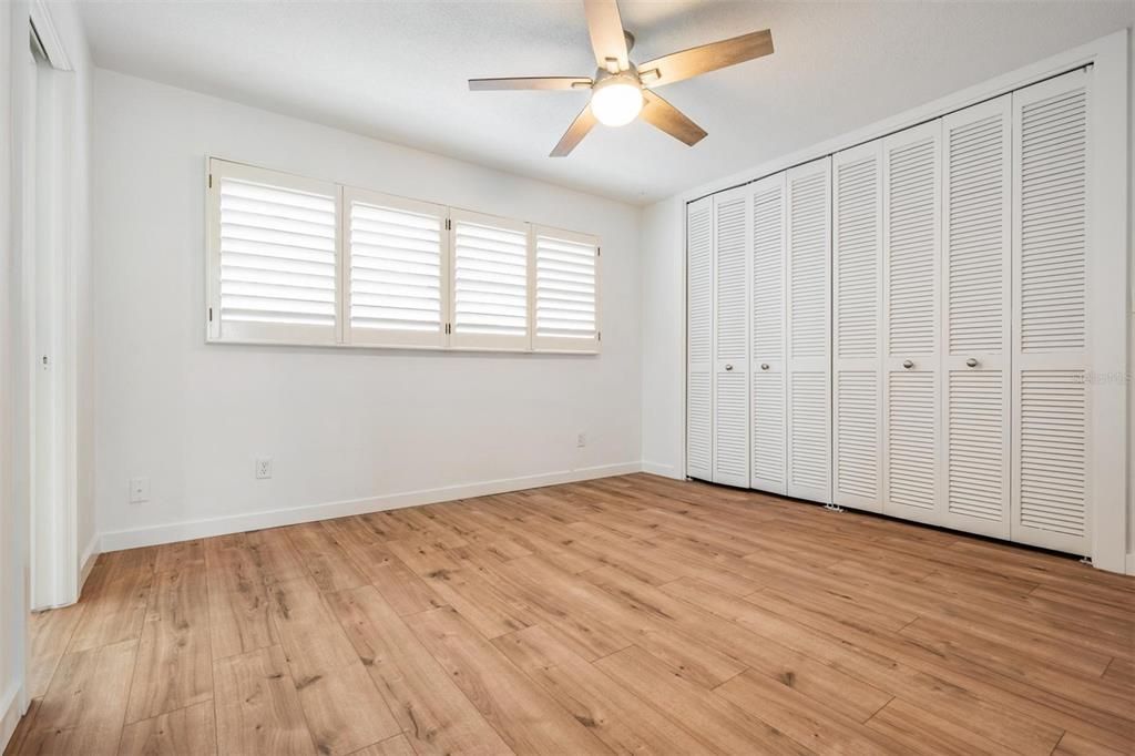 For Sale: $1,200,000 (4 beds, 3 baths, 1883 Square Feet)