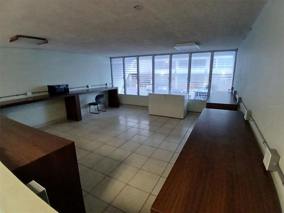 На продажу: $199,900 (0 спален, 1 ванн, 462 Квадратных фут)