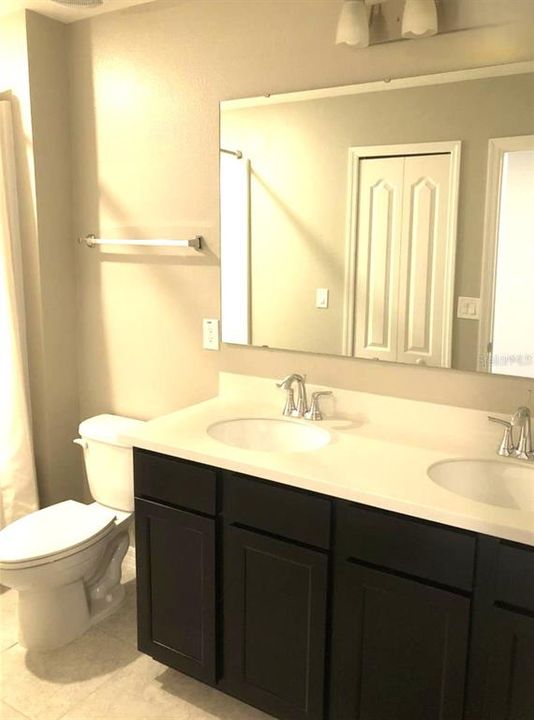 出租: $2,300 (3 贝兹, 2 浴室, 1635 平方英尺)