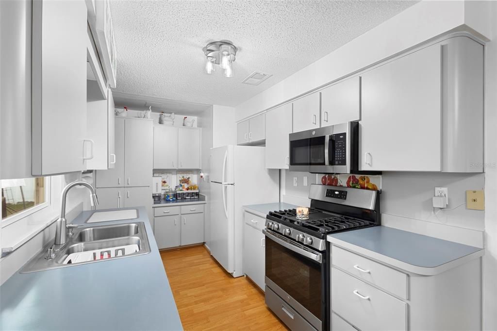 En Venta: $270,000 (3 camas, 2 baños, 1184 Pies cuadrados)