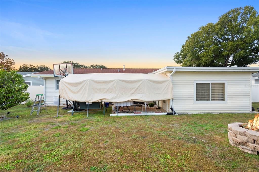 En Venta: $270,000 (3 camas, 2 baños, 1184 Pies cuadrados)