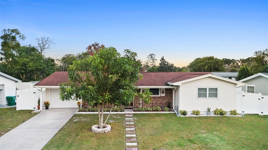 En Venta: $270,000 (3 camas, 2 baños, 1184 Pies cuadrados)