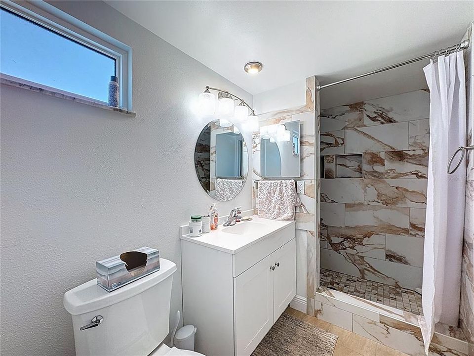 For Sale: $599,900 (2 beds, 2 baths, 1150 Square Feet)