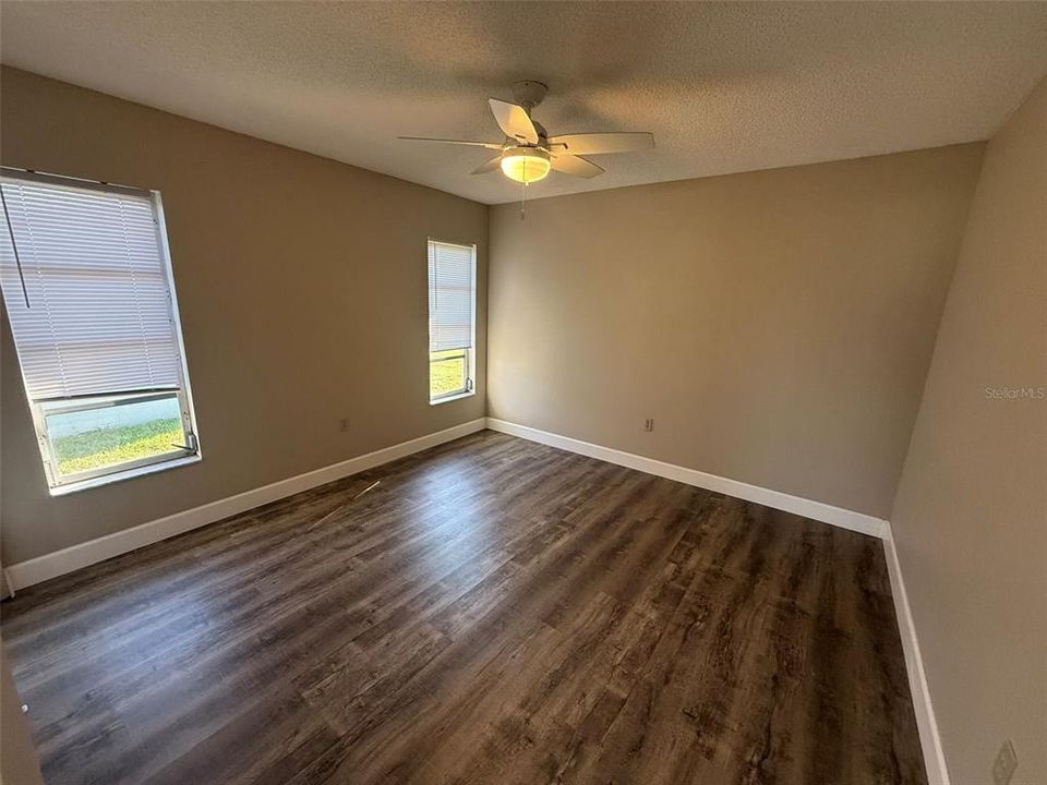 В аренду: $1,400 (2 спален, 2 ванн, 1112 Квадратных фут)