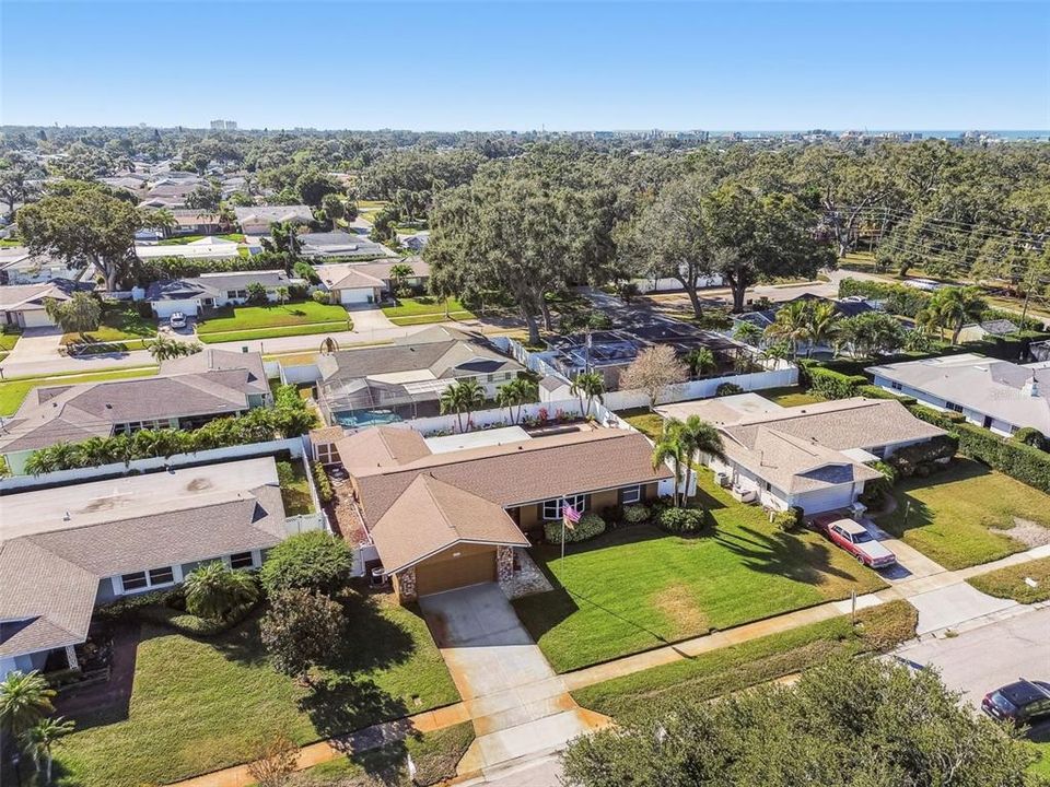 待售: $699,950 (3 贝兹, 2 浴室, 2056 平方英尺)