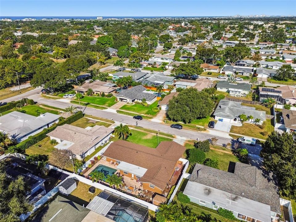 待售: $699,950 (3 贝兹, 2 浴室, 2056 平方英尺)