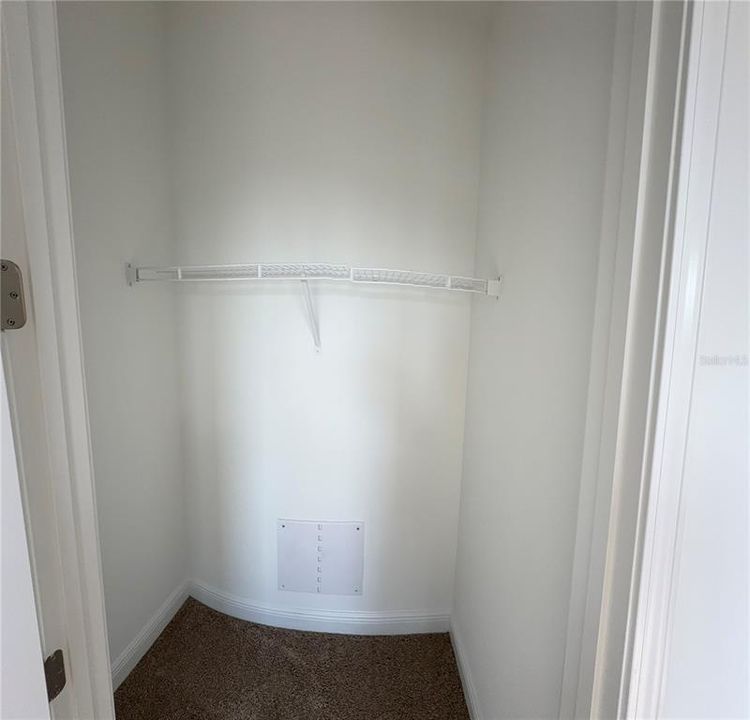 For Rent: $1,900 (1 beds, 1 baths, 79 Square Feet)